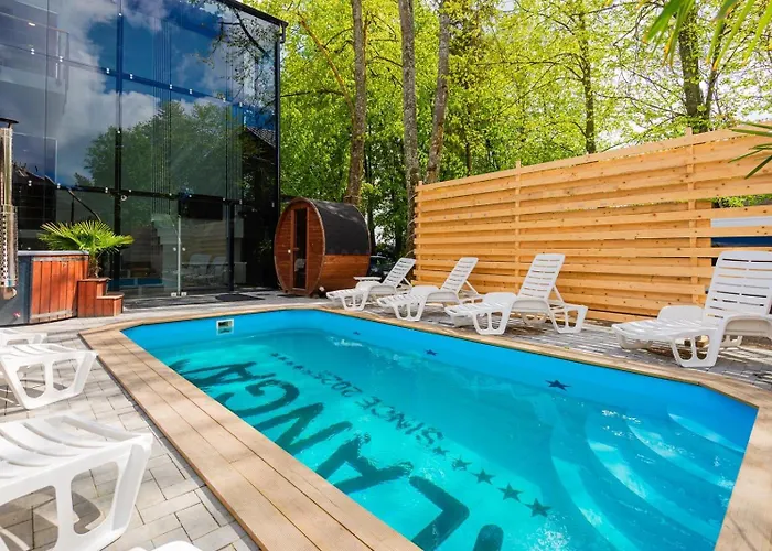 Jacuzzi 777 * Паланга