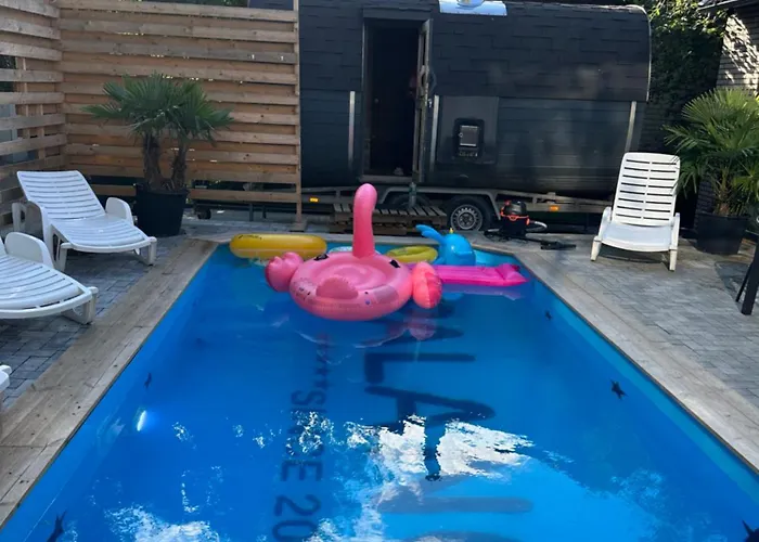 Jacuzzi 777 Апартаменты