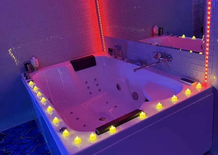 Jacuzzi 777 アパート